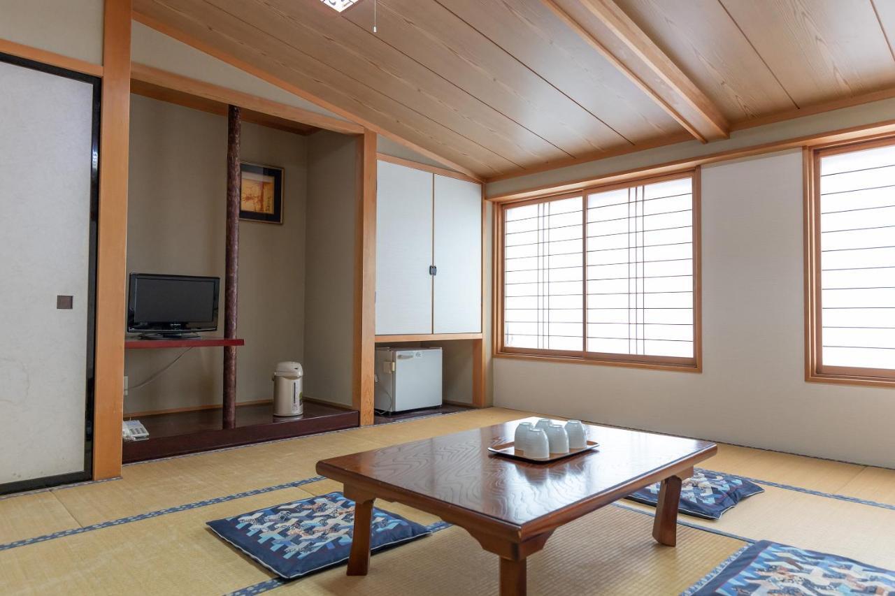 Tabist Kanko Business Hotel Matsuyama Hida Takayama Takayama  Eksteriør bilde